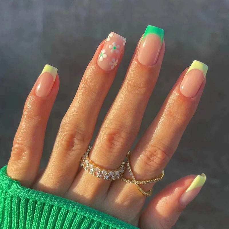 Press-On Nails Leaf Design Easy-Apply & Reusable