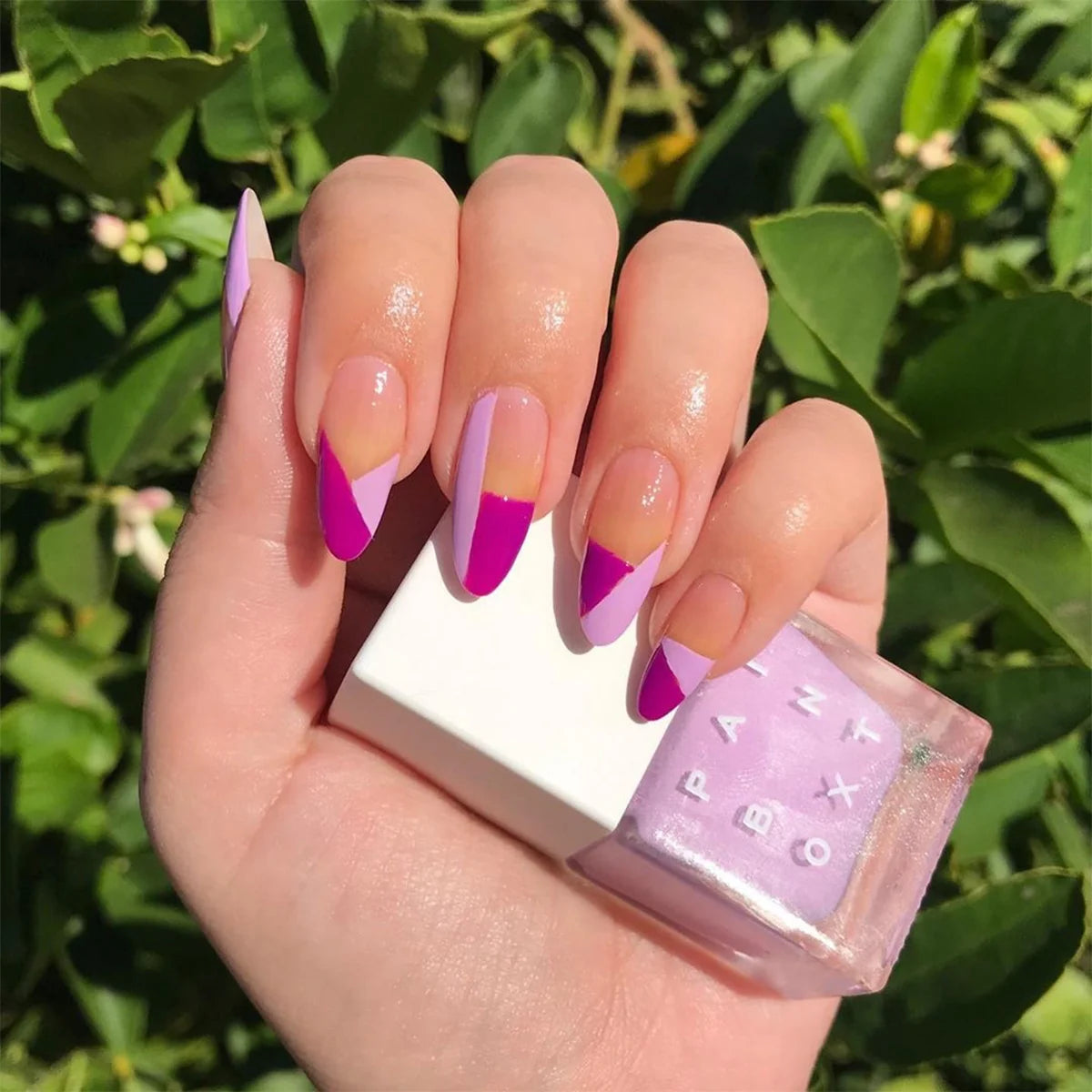 Press-On Nails Leaf Design Easy-Apply & Reusable