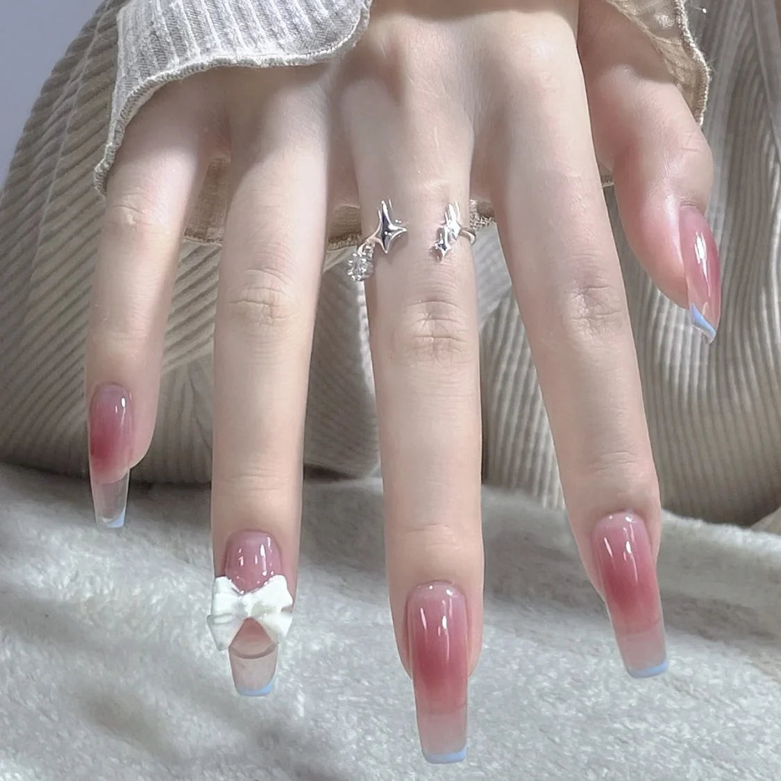 Press-On Nails Long Coffin Ombre Bow Glue-On