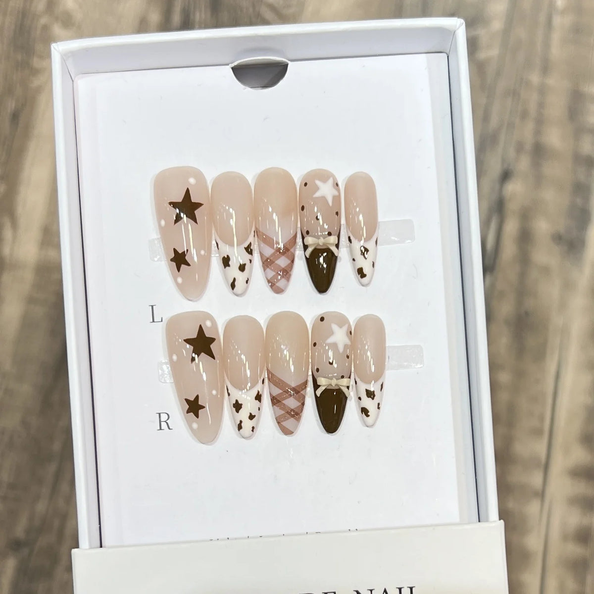Press-On Nails Long Oval Artistic Designs & Reusable