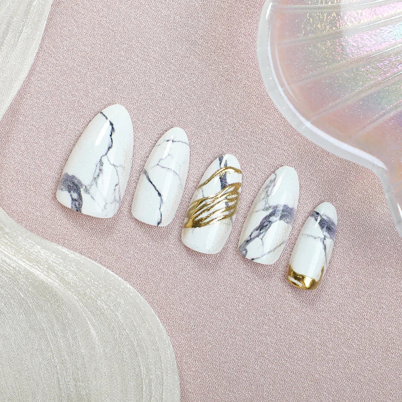 Press-On Nails Marble With Gold Accents & Self-Adhesive