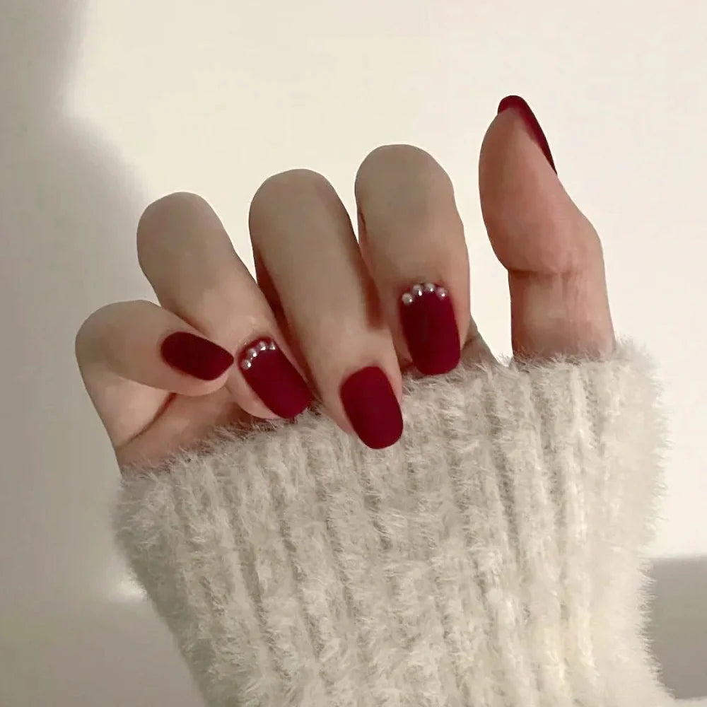 Press-On Nails Matte Finish Pearl Accent Peel & Stick