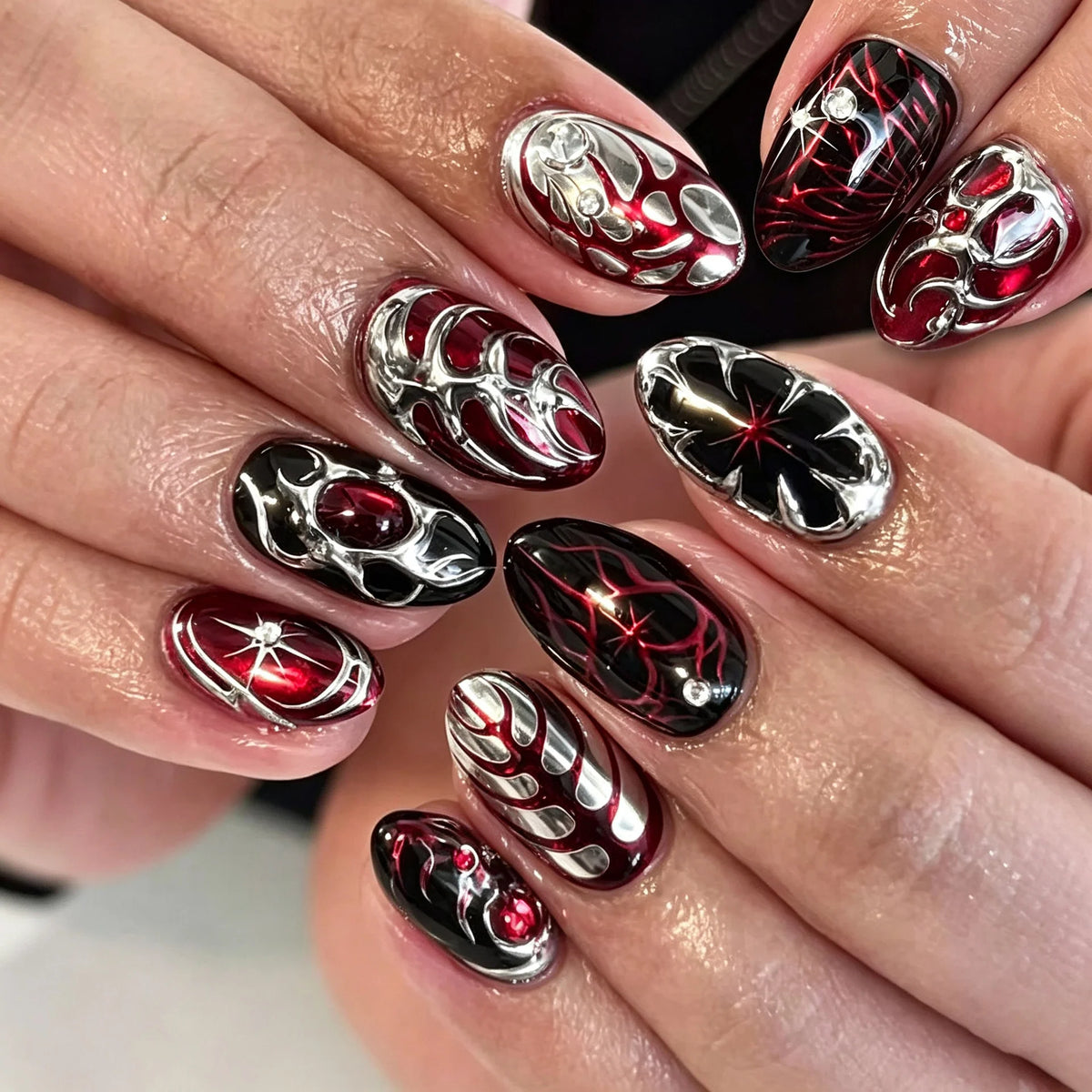 Press-On Nails Metallic Flame Easy Application