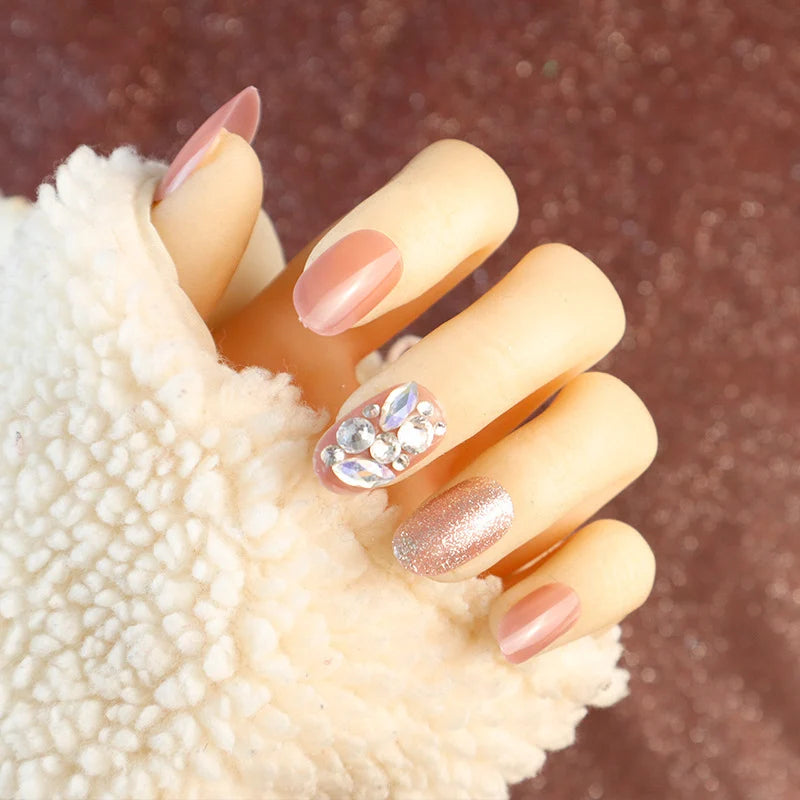 Press-On Nails No-Glue & Reusable Comfortable Fit