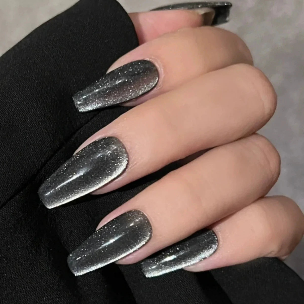 Press-On Nails No Glue Reusable Set of 30