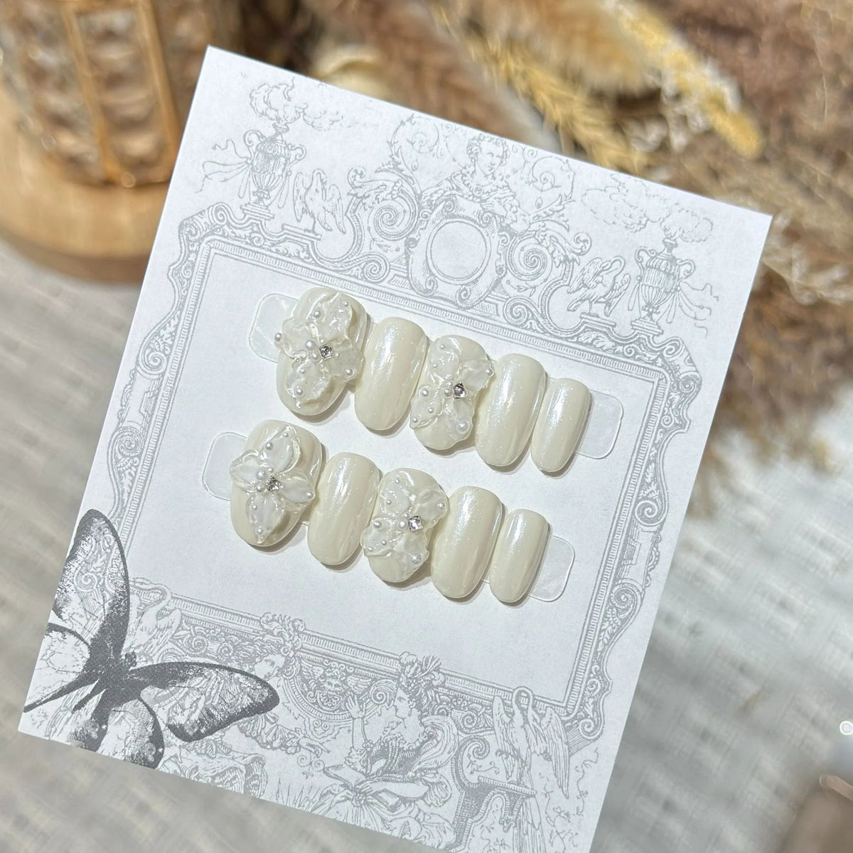 Press-On Nails Oval Floral Accent Reusable