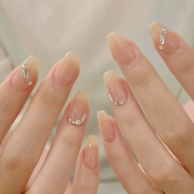 Press-On Nails Peel-And-Apply Nude With Silver Accents