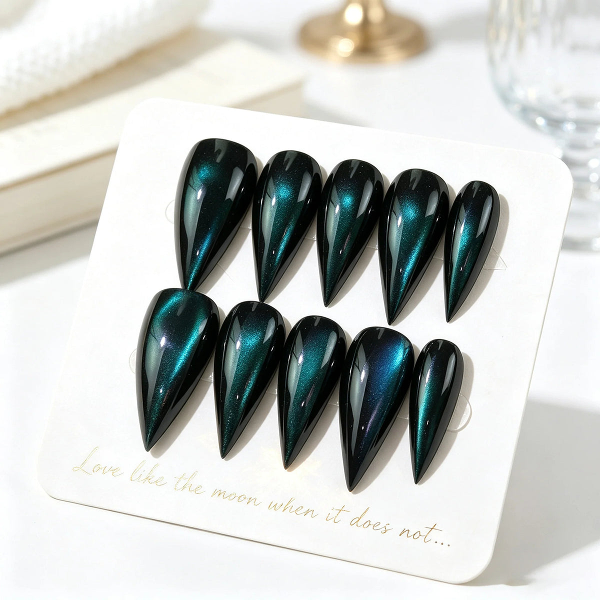 Press-On Nails Pointed 24-Piece Kit With Glue & File