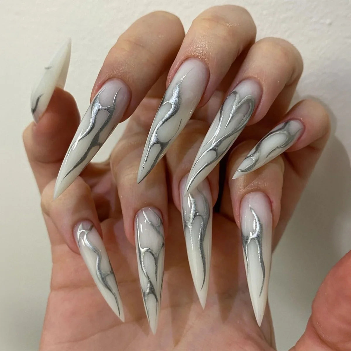 Press-On Nails Pointed Stiletto Blue Glue & File