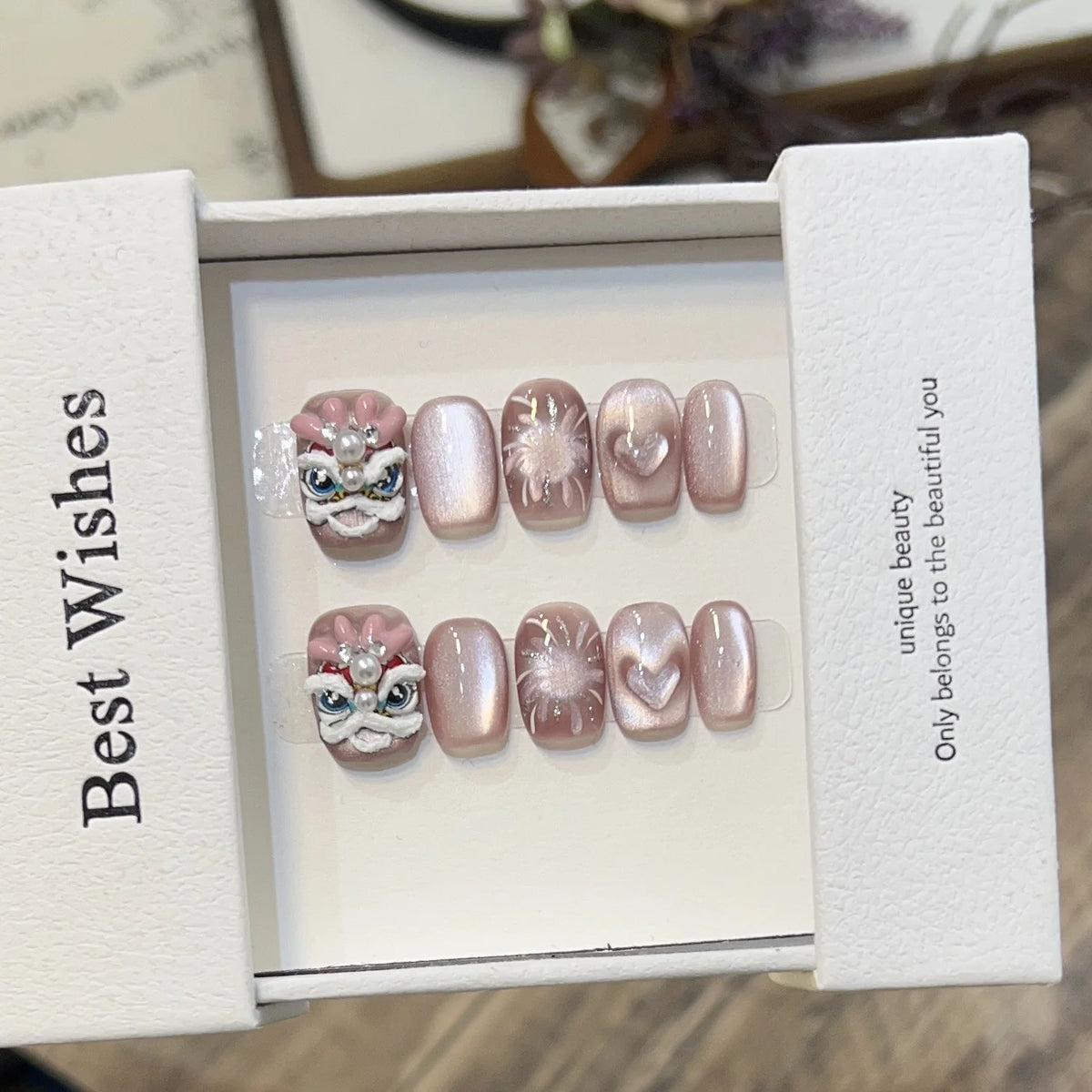 Press-On Nails Reusable Hearts & Floral