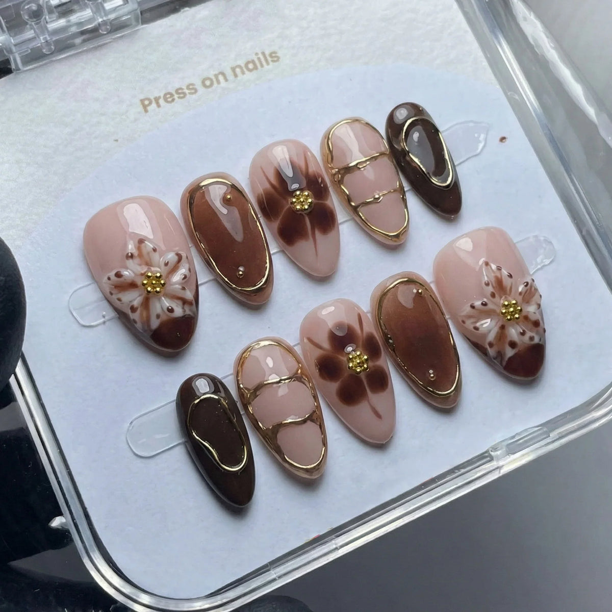 Press-On Nails Set Floral & Gold Accents No Glue