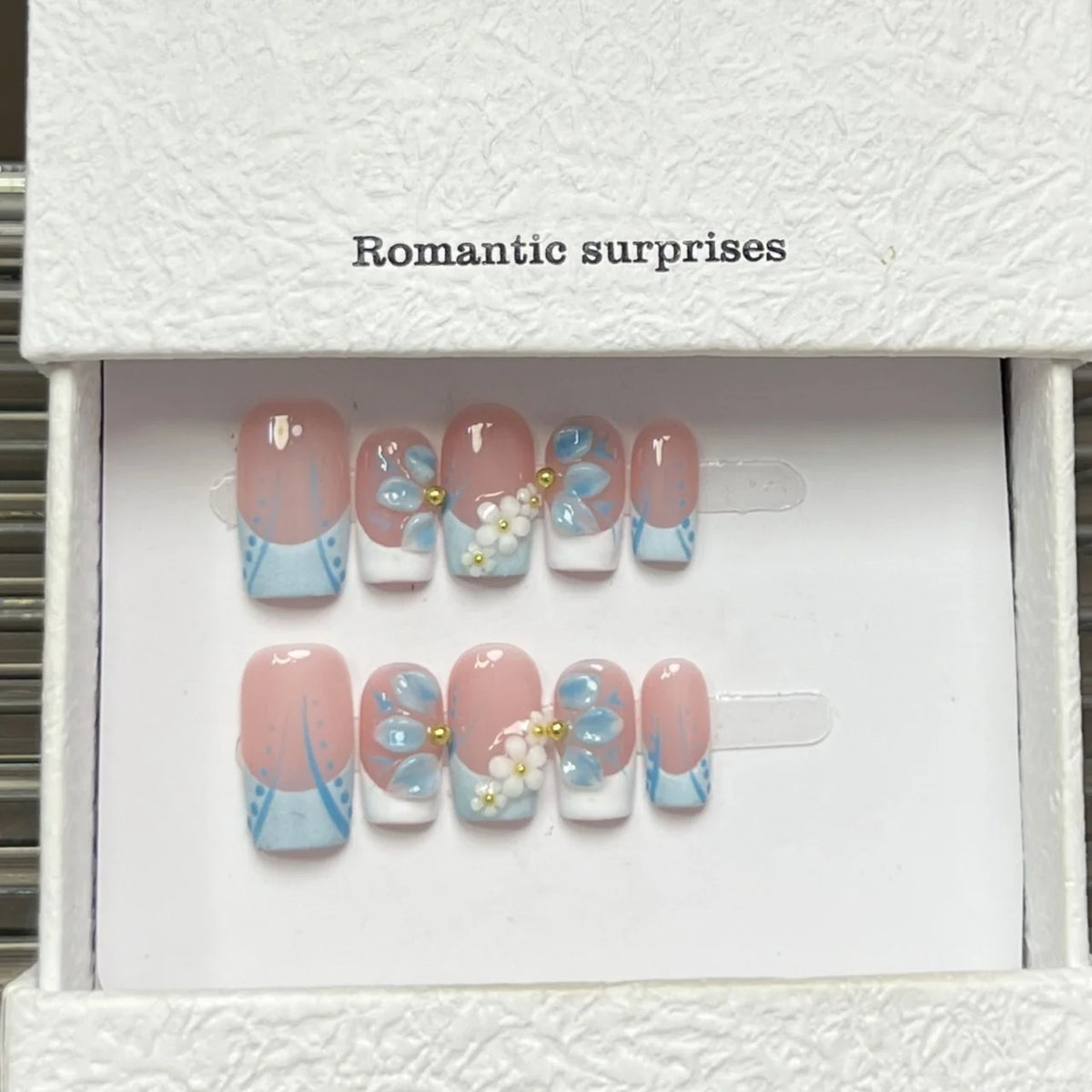 Press-On Nails Set Floral Pink & Blue Easy Application