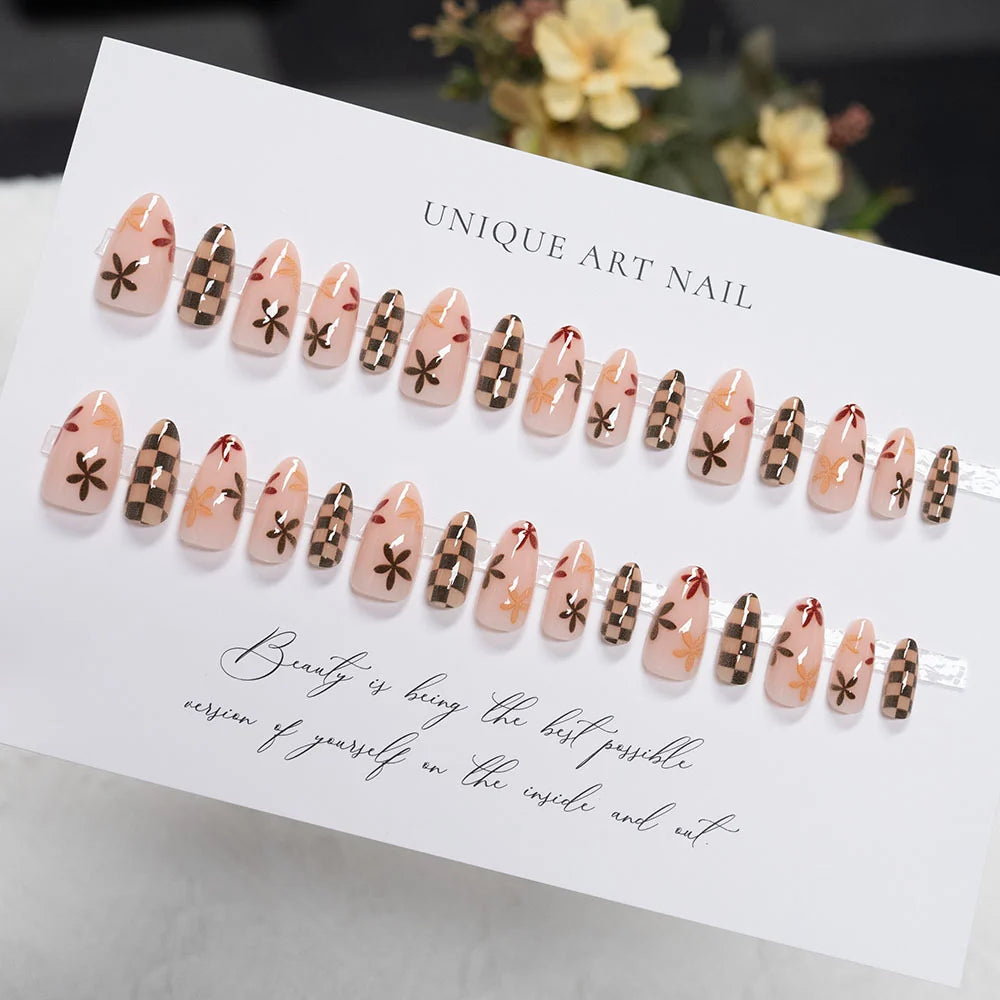 Press-On Nails Short Almond Floral & Geometric Comfort Fit