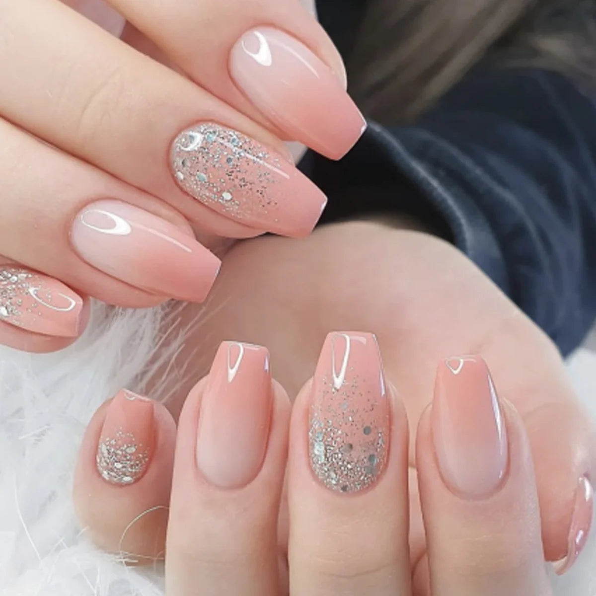 Press-On Nails Sparkle Accent & Easy-Apply