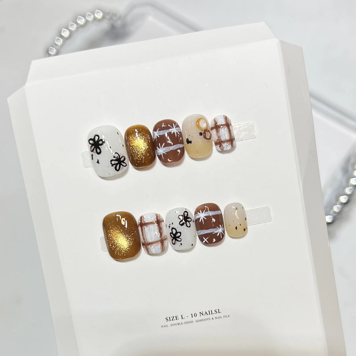 Press-On Nails Sparkle & Floral 10-Piece Double-Sided Adhesive