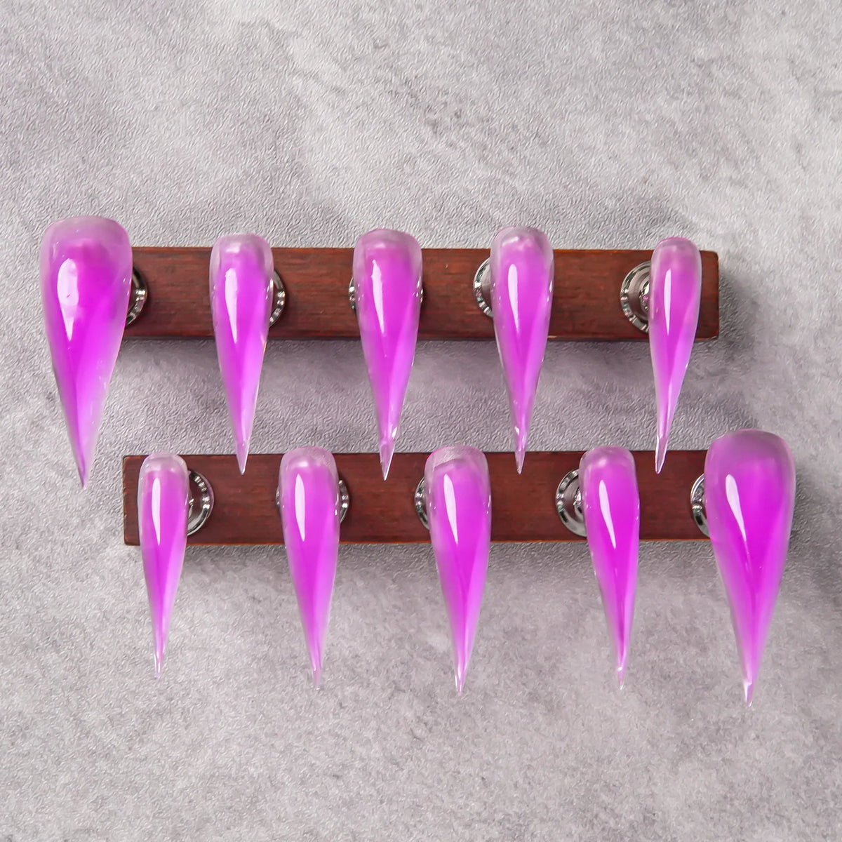 Press-On Nails Stiletto Pointed Glue-Free Comfort Fit