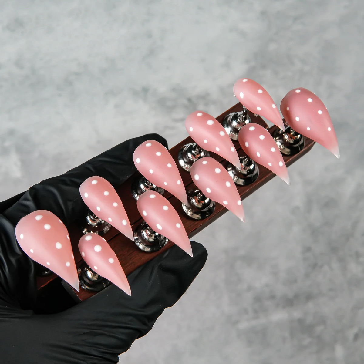 Press-On Nails Stiletto Polka Dot Reusable