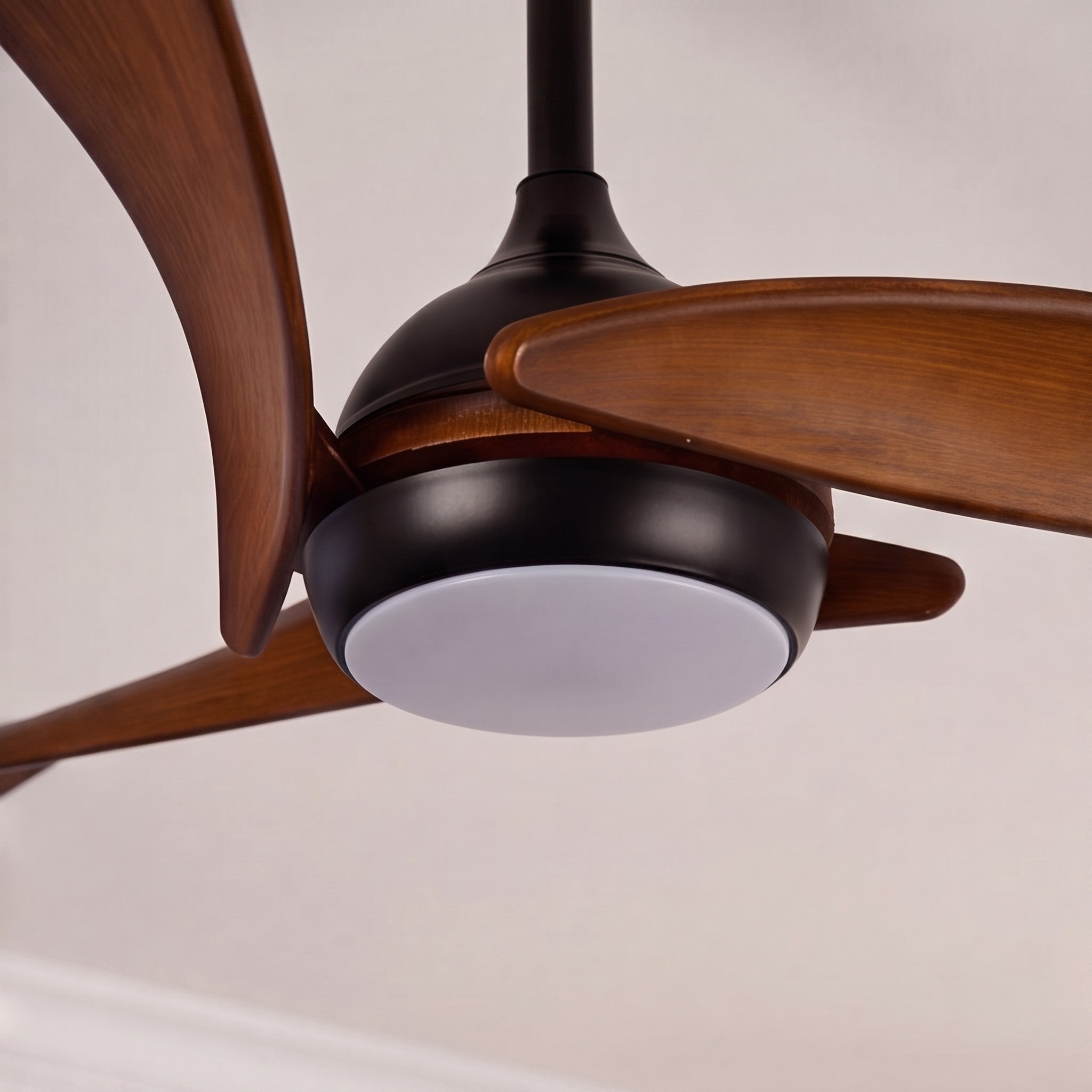 Quiet Energy-Efficient DC Motor & Dimmable LED Ceiling Fan (52 In Flush Mount)