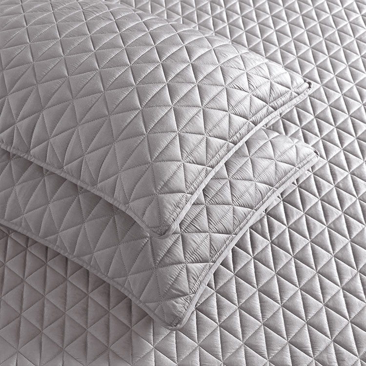 Quilt Diamond Quilted Soft Microfiber & Machine Washable
