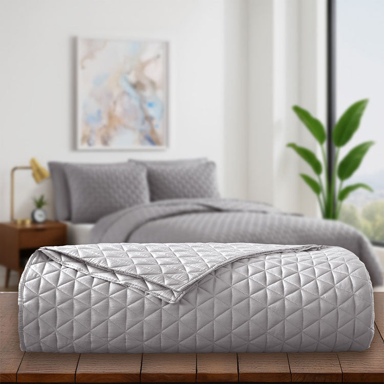 Quilt Diamond Quilted Soft Microfiber & Machine Washable