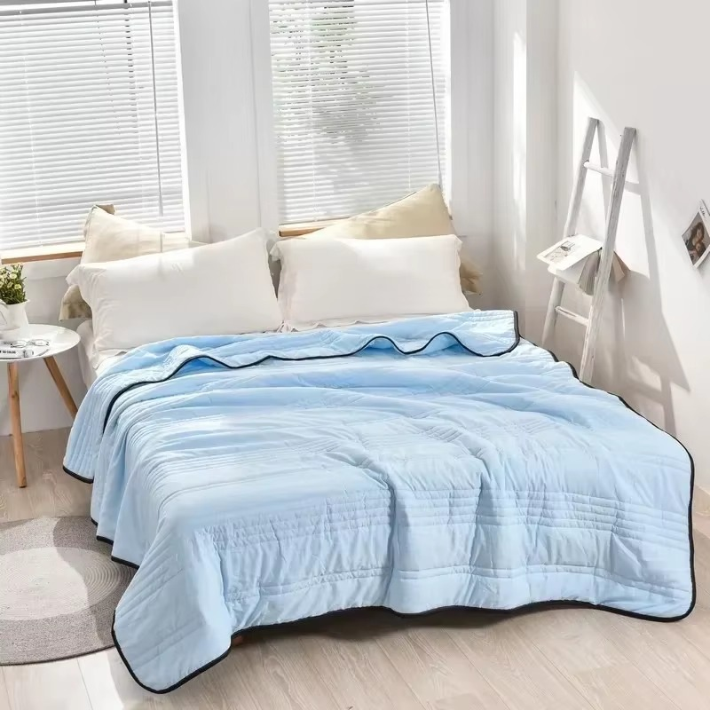 Quilt Lightweight All-Season Breathable
