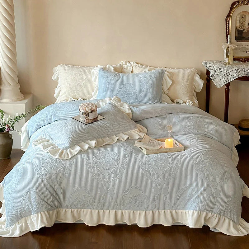 Quilted Bedding Set Jacquard Medallion & Ruffle Accents