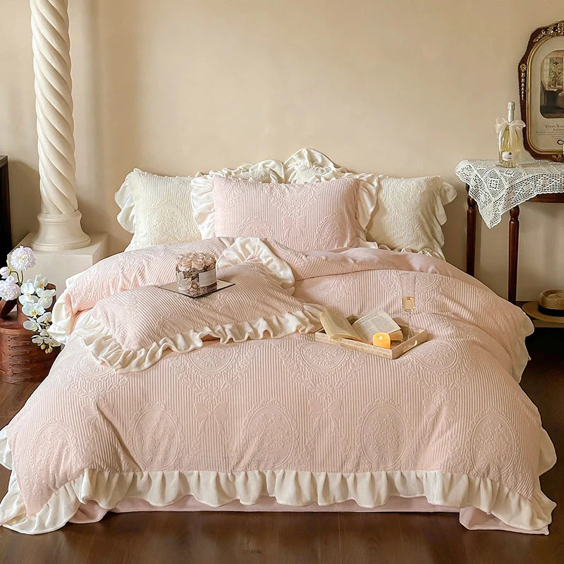 Quilted Bedding Set Jacquard Medallion & Ruffle Accents