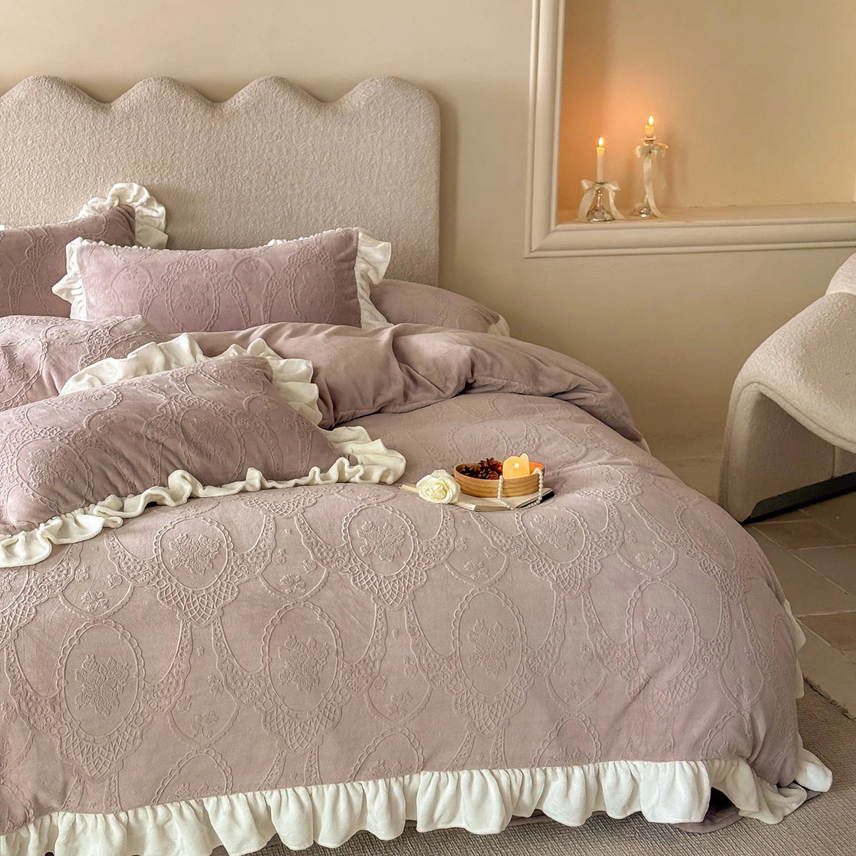 Quilted Bedding Set Medallion Jacquard & Ruffle Trim