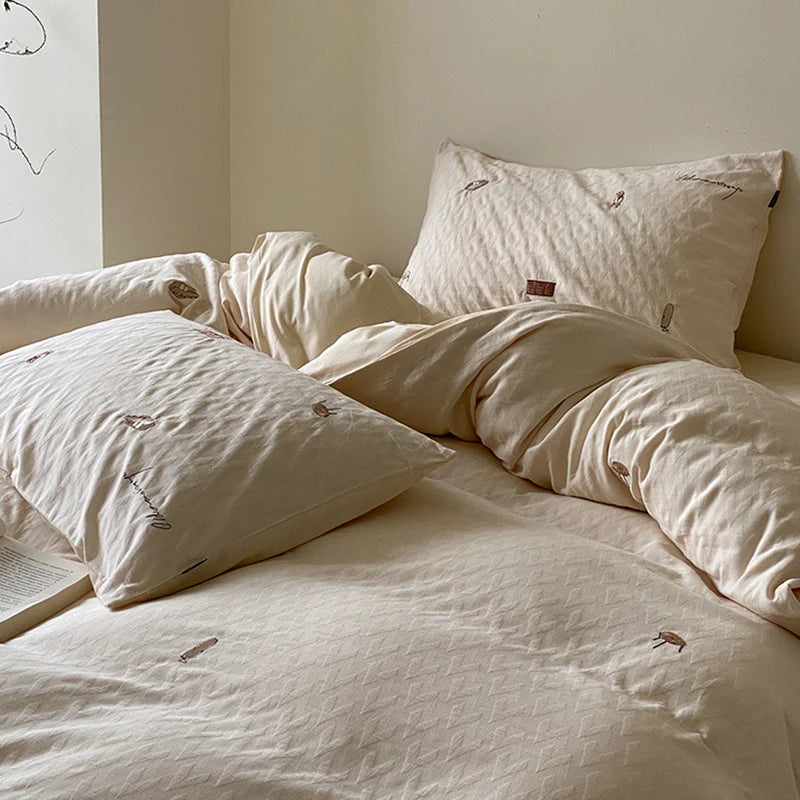 Quilted Bedding Set Organic Cotton & Hand-Embroidered 4-Piece