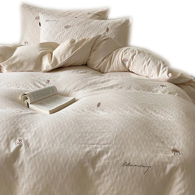 Quilted Bedding Set Organic Cotton & Hand-Embroidered 4-Piece