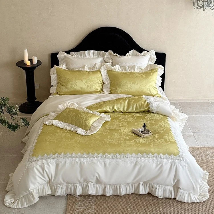 Quilted Bedspread Set Jacquard Satin 4-Piece Ruffle & Lace
