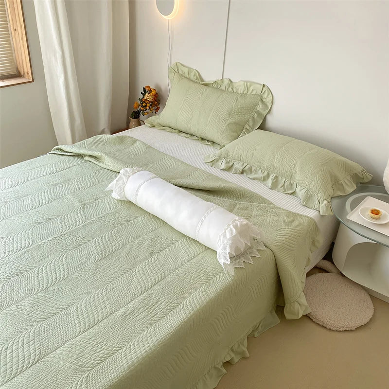 Quilted Bedspread Set Leaf Quilting & Ruffle Edge Machine Washable