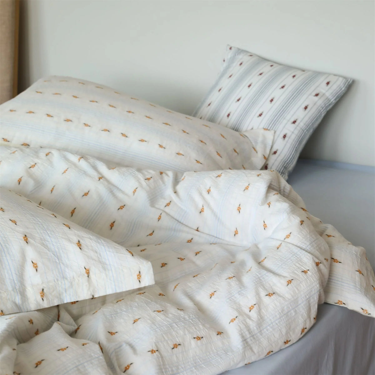 Quilted Cotton Bedding Set Subtle Embroidery 4-Piece