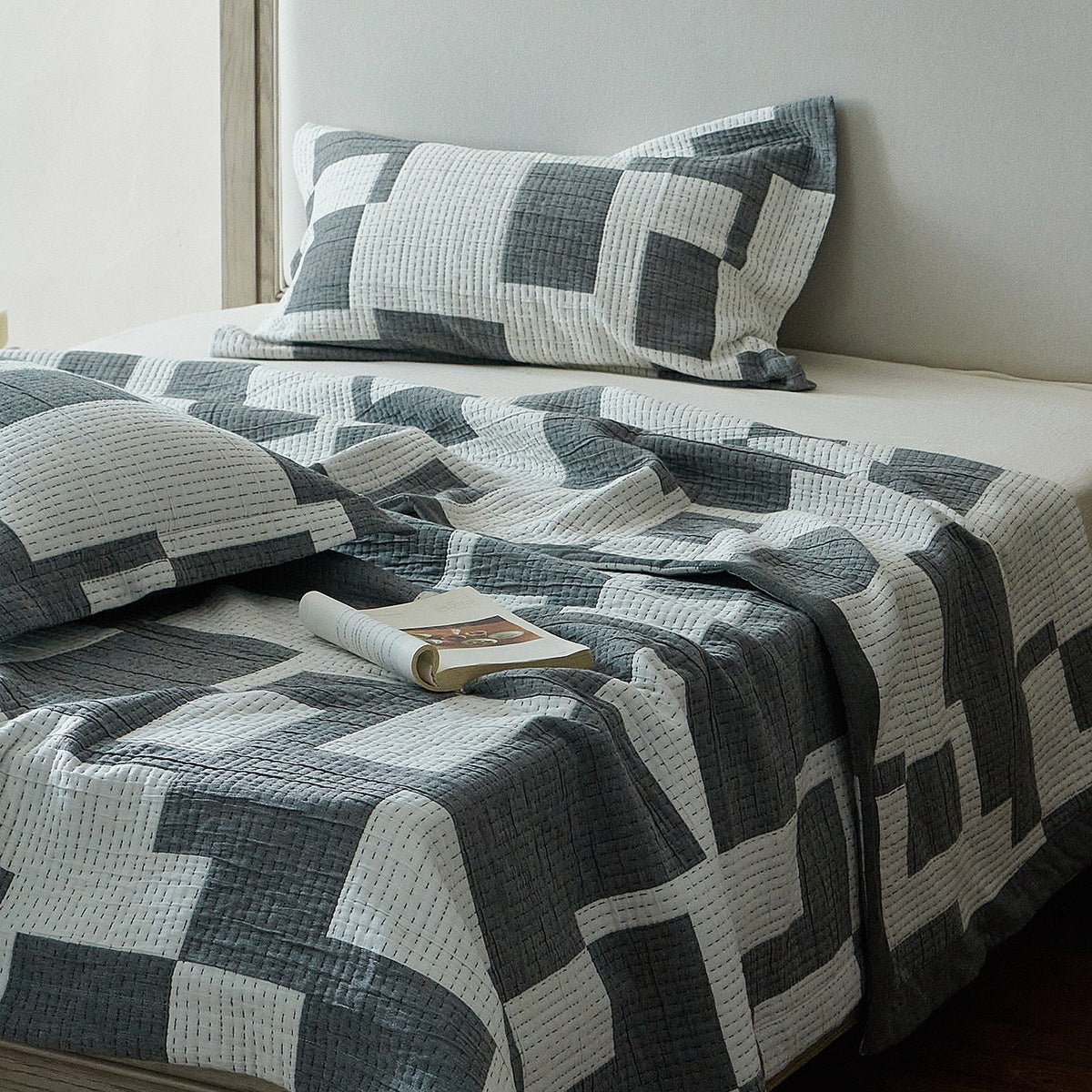 Quilted Cotton Bedspread Set Lightweight 91x94 Inches