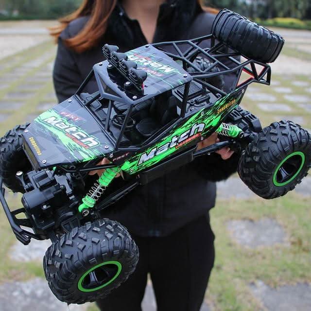 RC Monster Truck 4x4 Shock-Resistant 30 Min Playtime