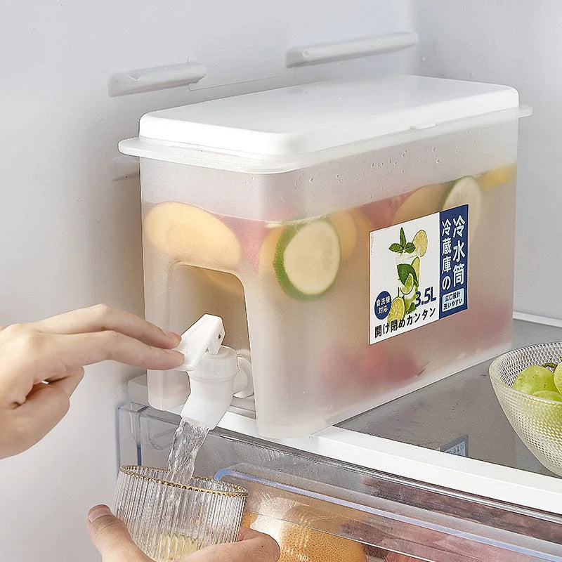 Refrigerator Beverage Dispenser Built-In Faucet Space-Saving 3.5L Capacity