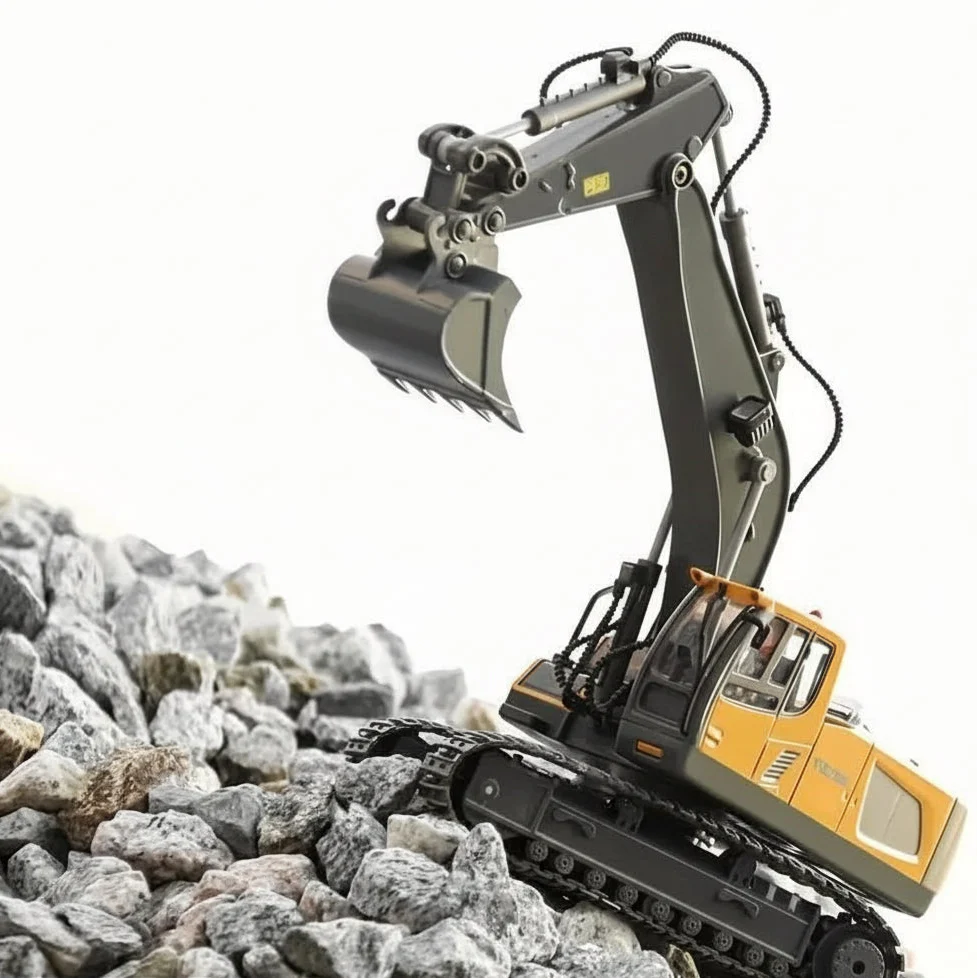 Remote-Control Excavator 2.4GHz Movable Arm & Bucket