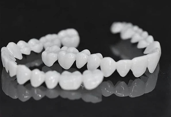 Removable Dental Veneer Adjustable Fit Natural-Looking Lightweight & Reusable