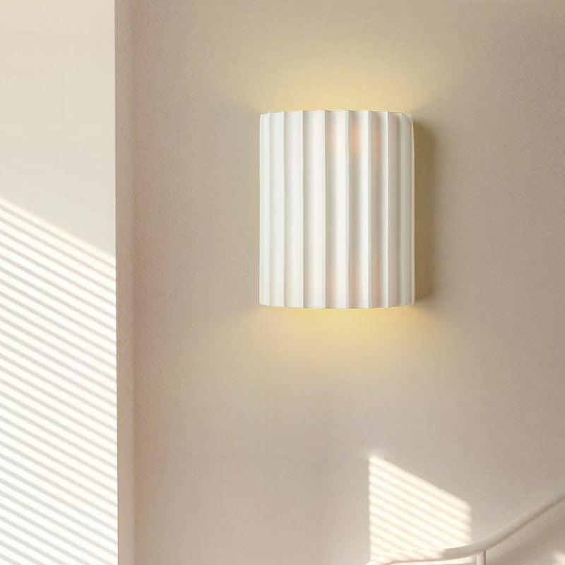 Ruffled Metal & Fabric Wall Sconce (Tricolor Light)