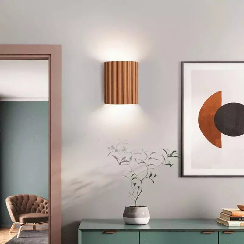 Ruffled Metal & Fabric Wall Sconce (Tricolor Light)