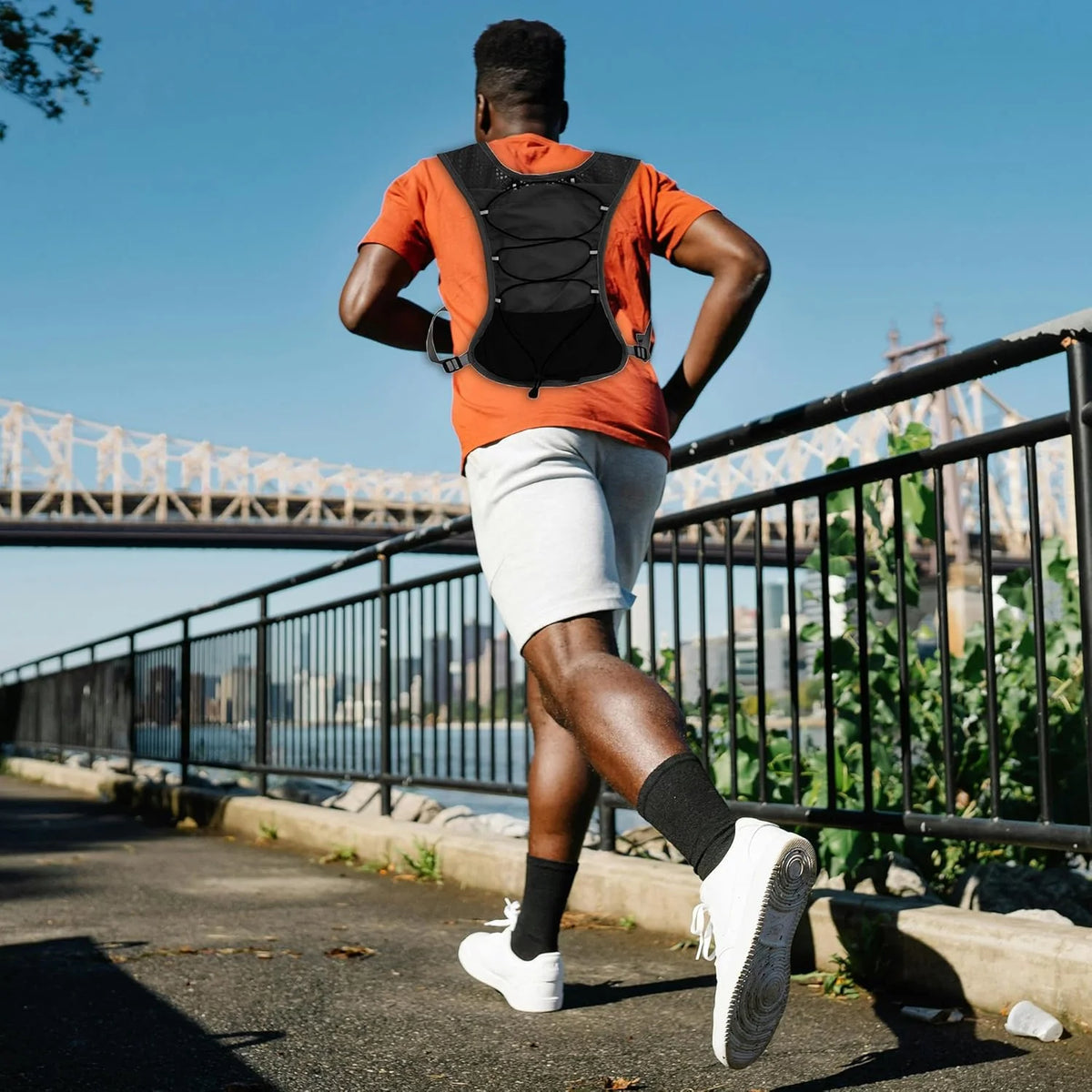 Running Hydration Vest Ultra-Light 3D Mesh Six Pockets