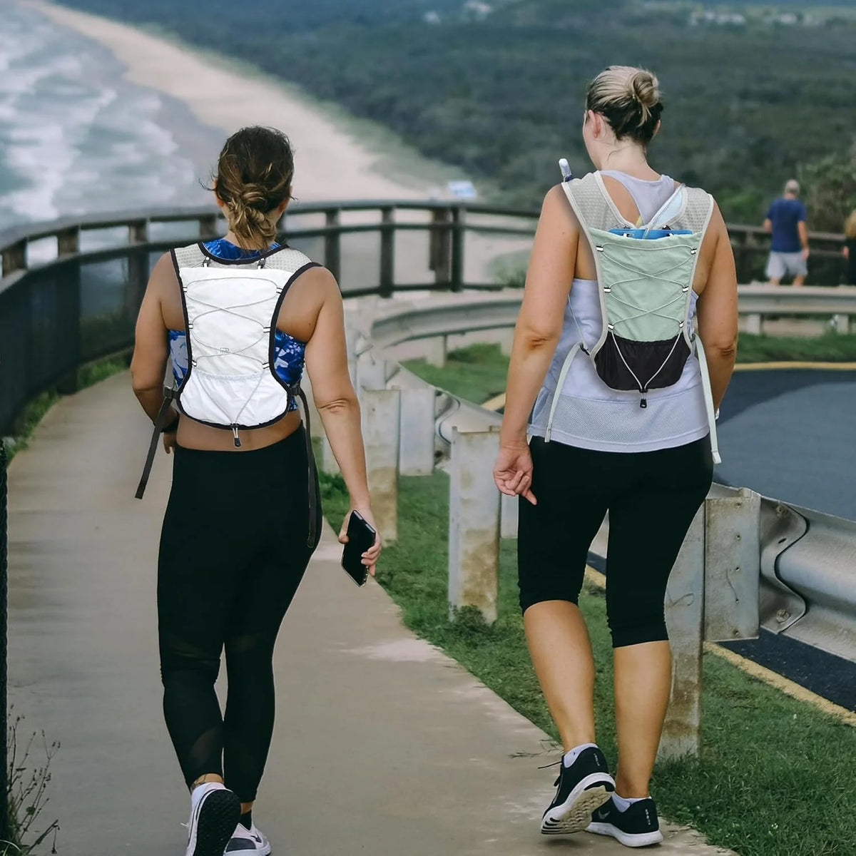 Running Hydration Vest Ultra-Light 3D Mesh Six Pockets