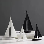 Sailboat Sculpture Minimalist Polyresin Scratch-Resistant