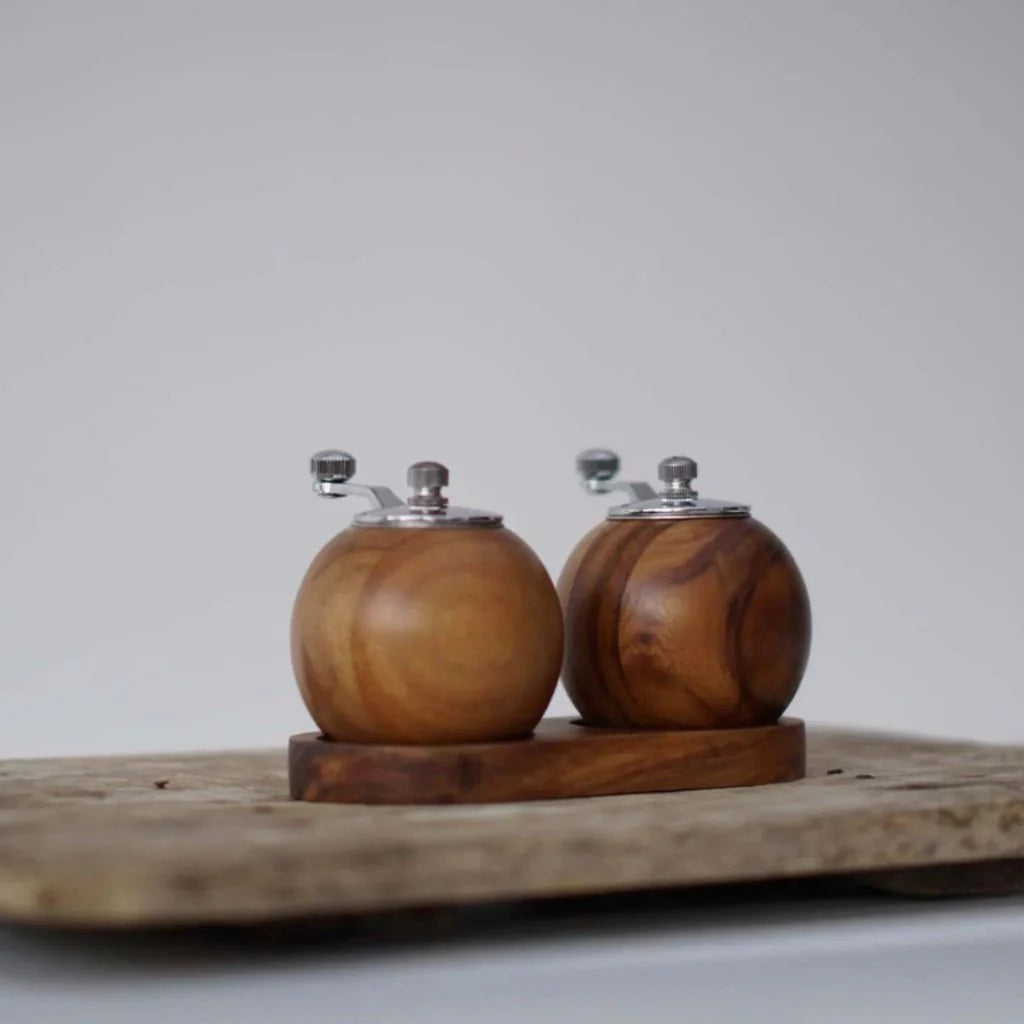 Salt & Pepper Grinder Set Scandinavian Wood Manual Stand