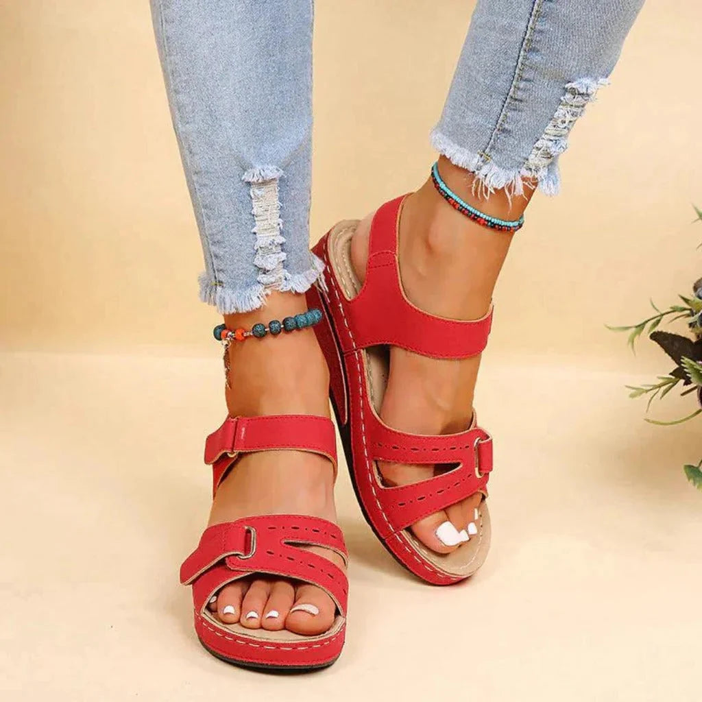 Sandals Contoured Arch Support Flexible Sole & Secure Straps