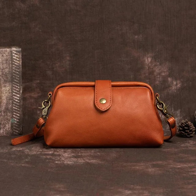 Shoulder Bag Handwoven Leather Adjustable Strap & Spacious Interior