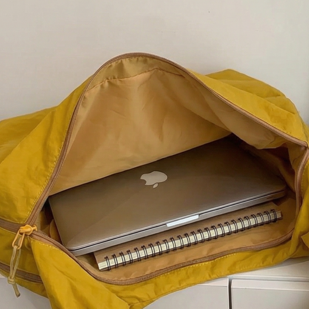 Shoulder Bag Oversized Four Exterior Pockets Fits 15-Inch Laptop