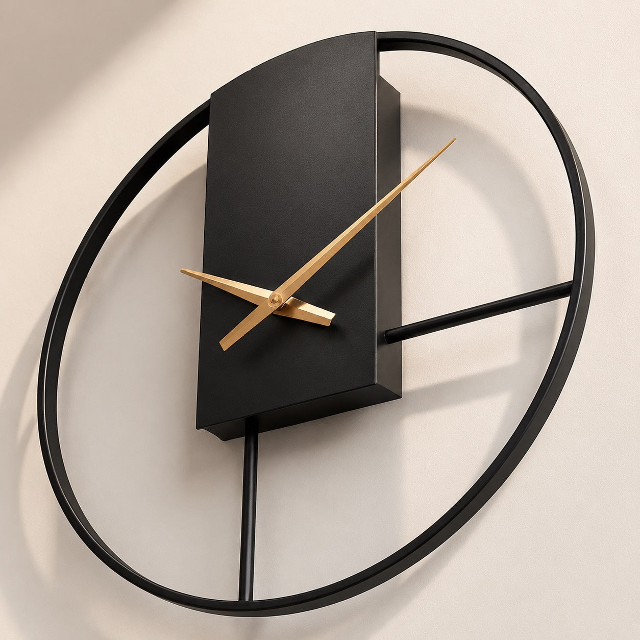 Silent Quartz Matte Black Metal Wall Clock