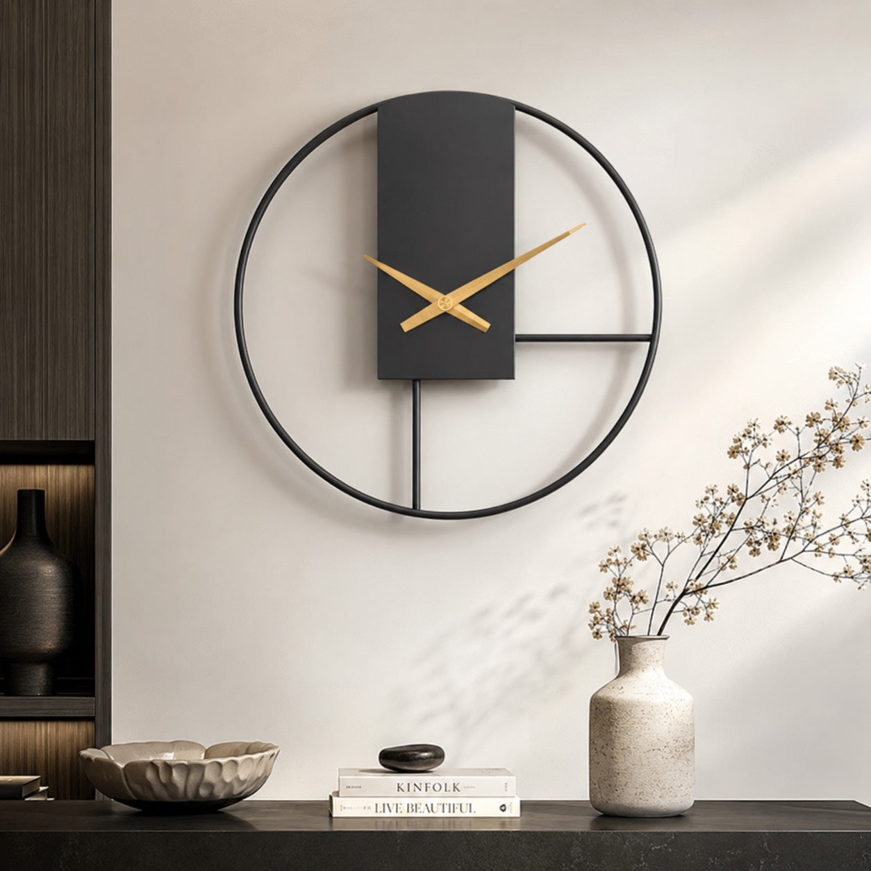Silent Quartz Matte Black Metal Wall Clock