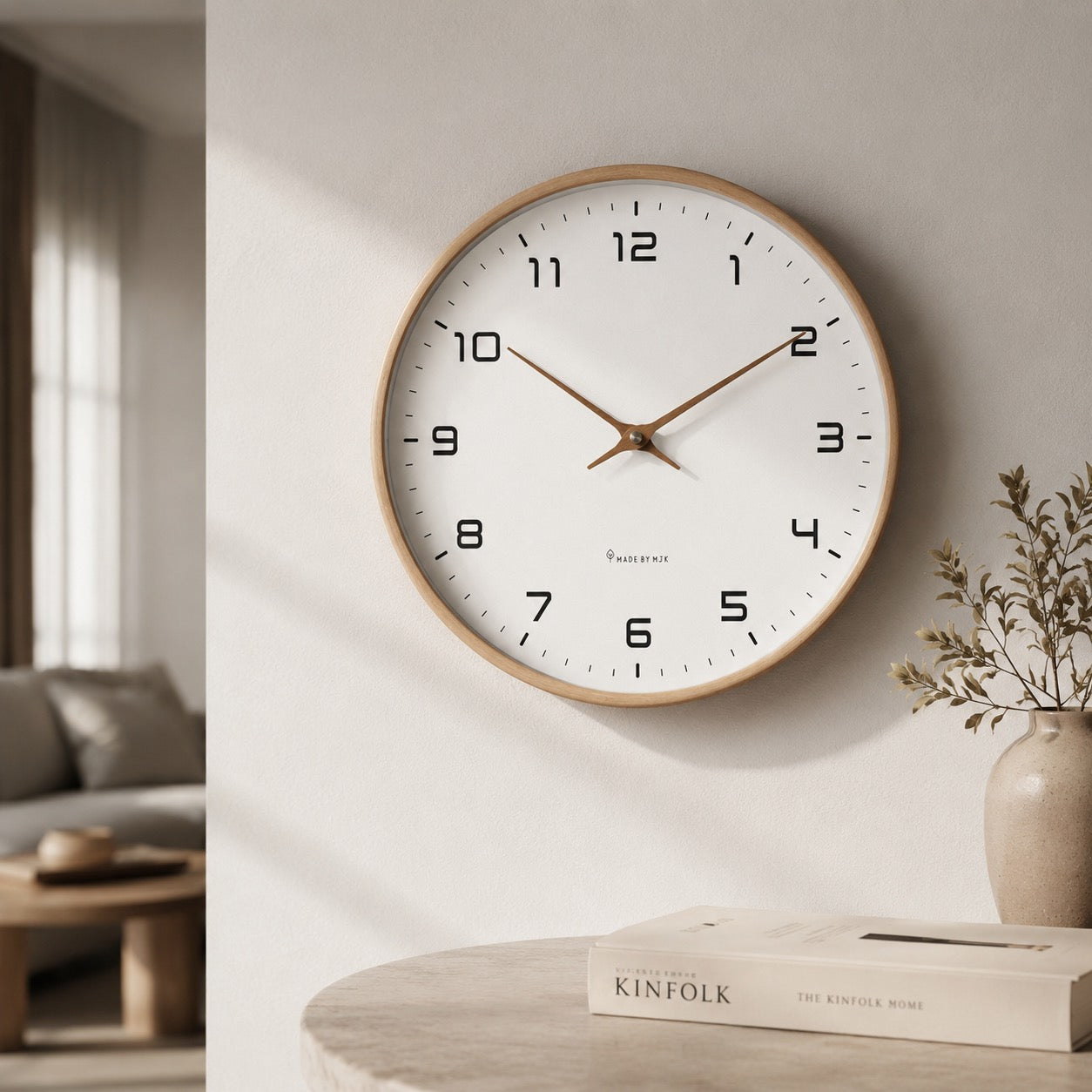 Silent Quartz Minimalist Wall Clock (Two Sizes)